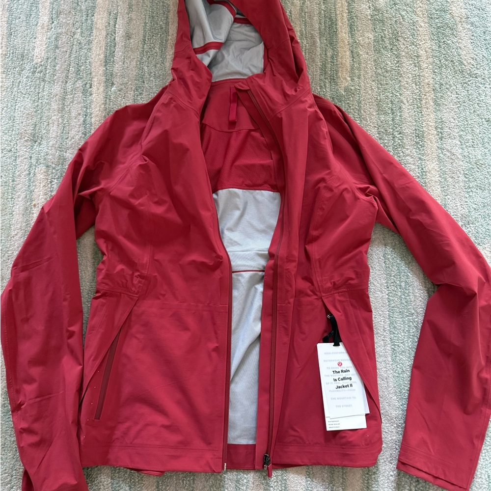 Lululemon Rain is Calling II Jacket NWT